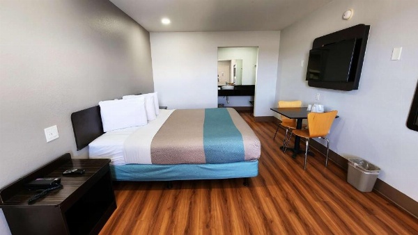 Motel 6-Webster, TX - Houston - Nasa Lake image 13