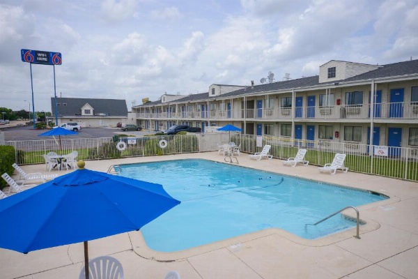 Motel 6-Webster, TX - Houston - Nasa Lake image 24