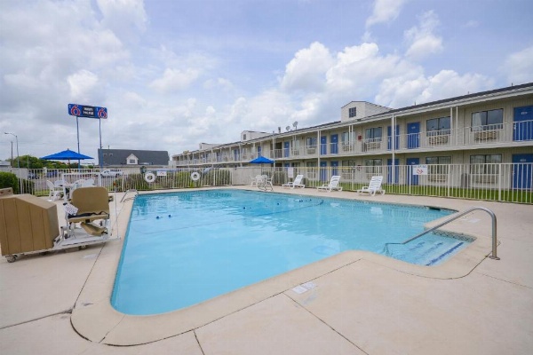 Motel 6-Webster, TX - Houston - Nasa Lake image 25